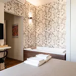 Palazzo Italia 4* Bari
