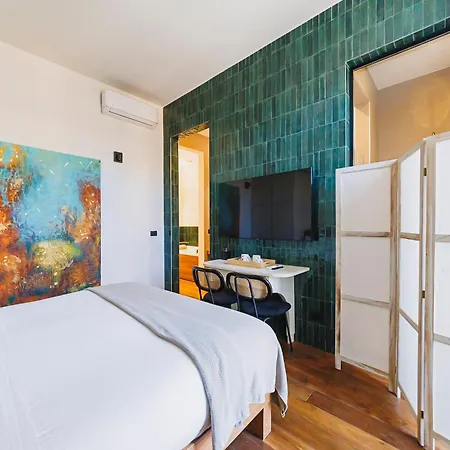Palazzo Italia 4* Bari