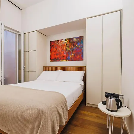Palazzo Italia Guest house 4*